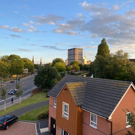Cathedral View Apartment Ковънтри Екстериор снимка