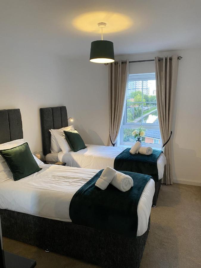 Cathedral View Apartment Ковънтри Екстериор снимка